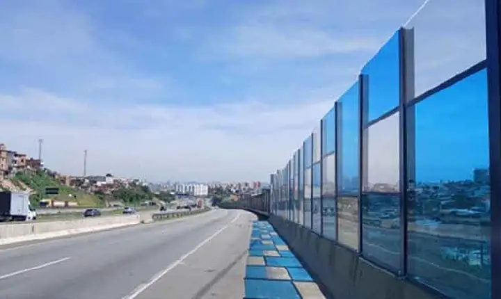 Concessionária Rodoanel Oeste inicia implantação de 8 km de barreiras acústicas na SP-021