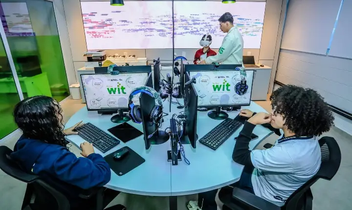 Sala Maker é inaugurada na Fábrica de Programadores e amplia oportunidades de inovação