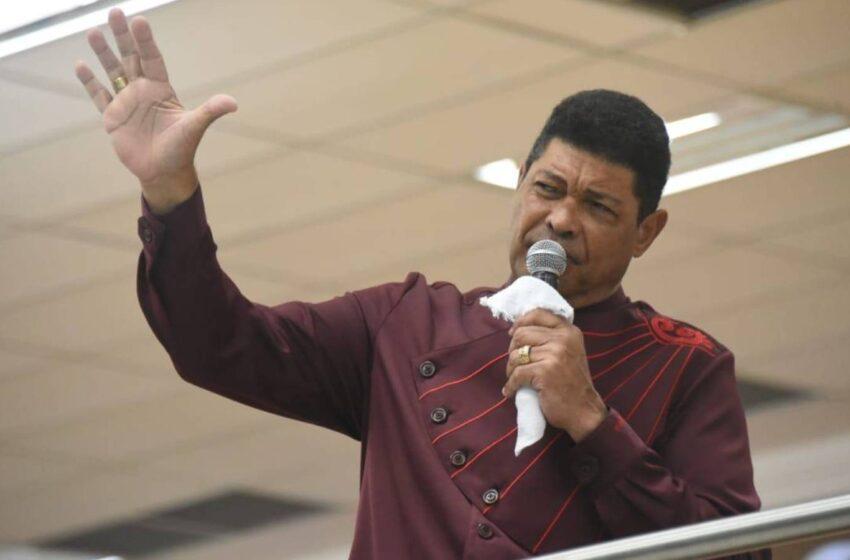 Pastor de Alphaville pede R$ 10 milhões aos fiéis para pagar dívidas