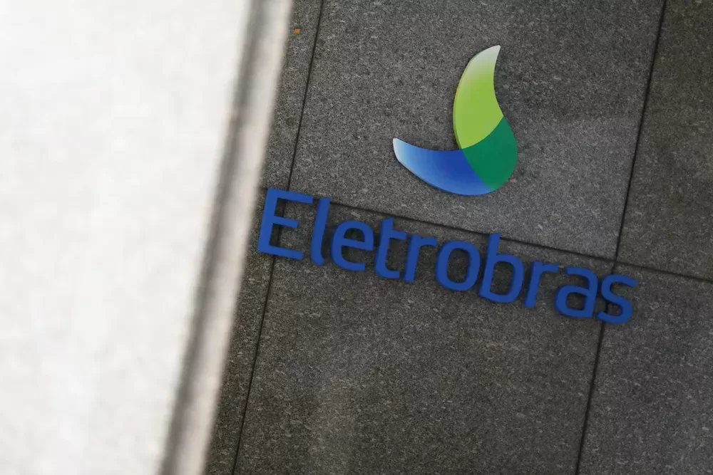 Eletrobras diz que ação do governo contra pontos da privatização fere condições legais e econômicas