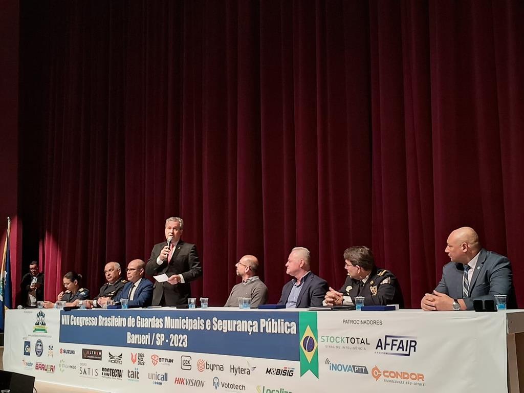 Barueri sedia VIII Congresso Brasileiro de Guardas Municipais na Praça das Artes