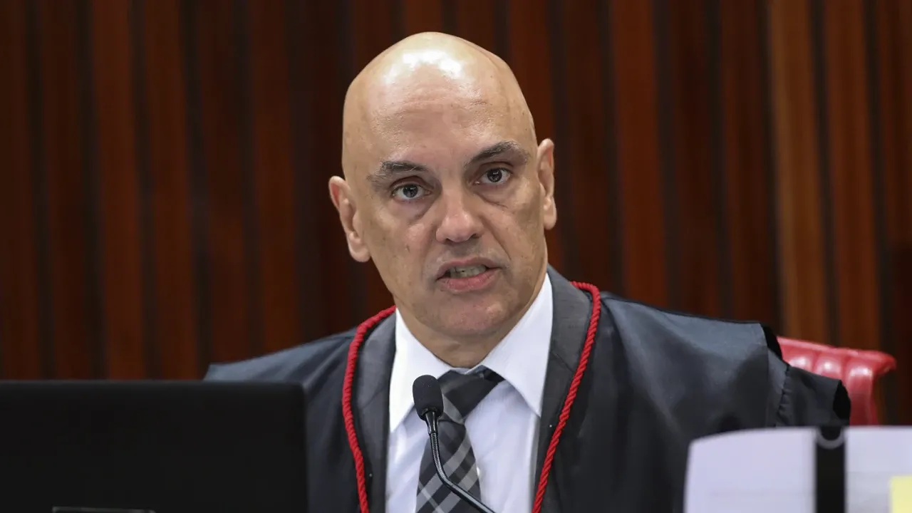 Moraes vota para descriminalizar porte de maconha para uso pessoal