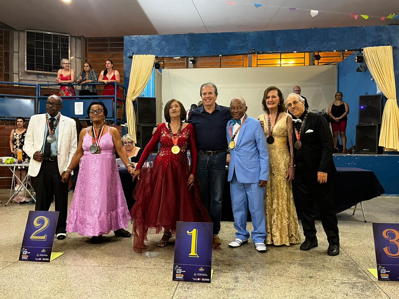 Barueri é bicampeã em dança de salão nos Jogos da Melhor Idade 