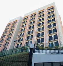 Prefeitura entrega 122 apartamentos para famílias que viviam em área de risco às margens de córrego no Butantã