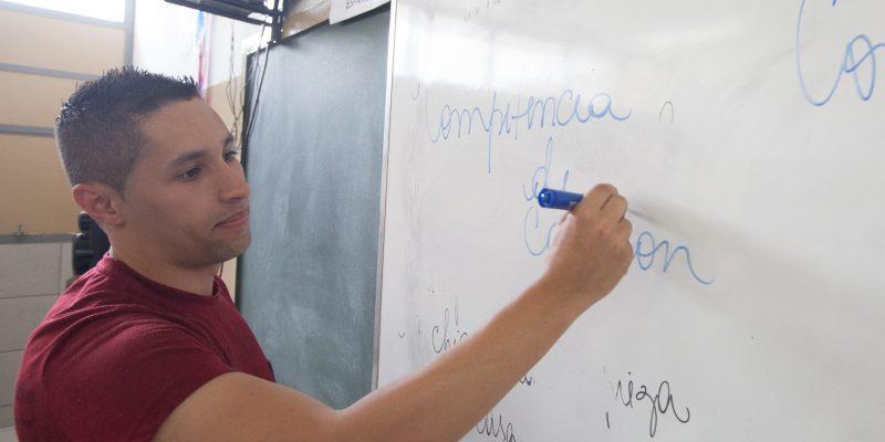 Atribuição de classes e aulas de 2024 começa nesta terça (26) para professores da rede