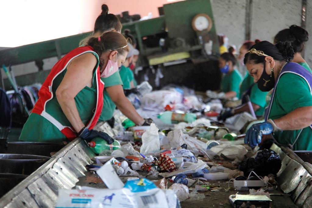 Meio Ambiente reforça a divulgação do programa de Coleta Seletiva de Barueri