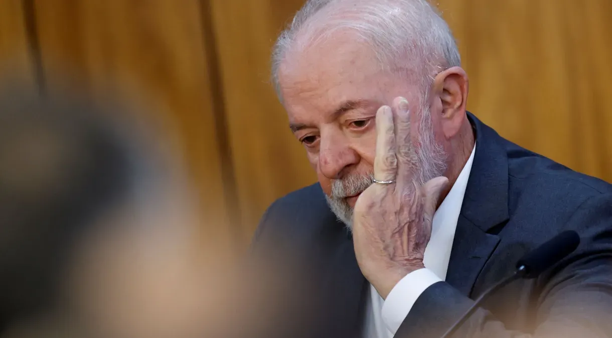 Há um jogo de interesse especulativo contra o real, diz Lula sobre alta do dólar