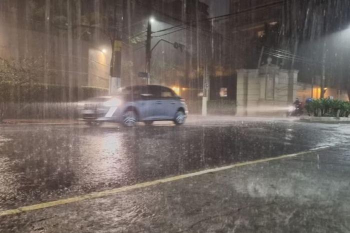 Após alerta de temporal, Defesa Civil cobra plano de concessionárias