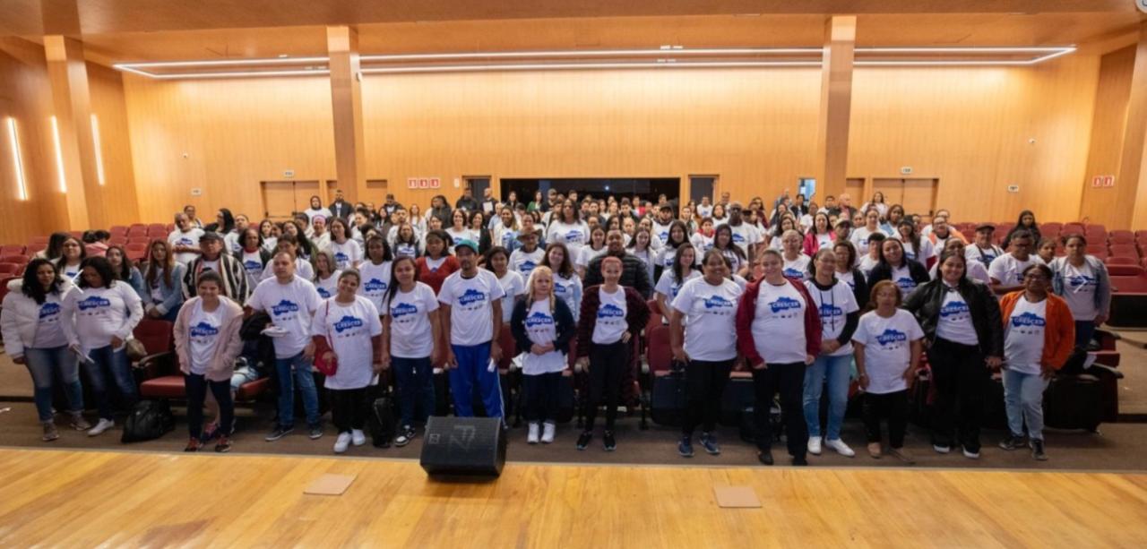 Prefeitura integra 190 novos participantes no Projeto Crescer em evento no CAB