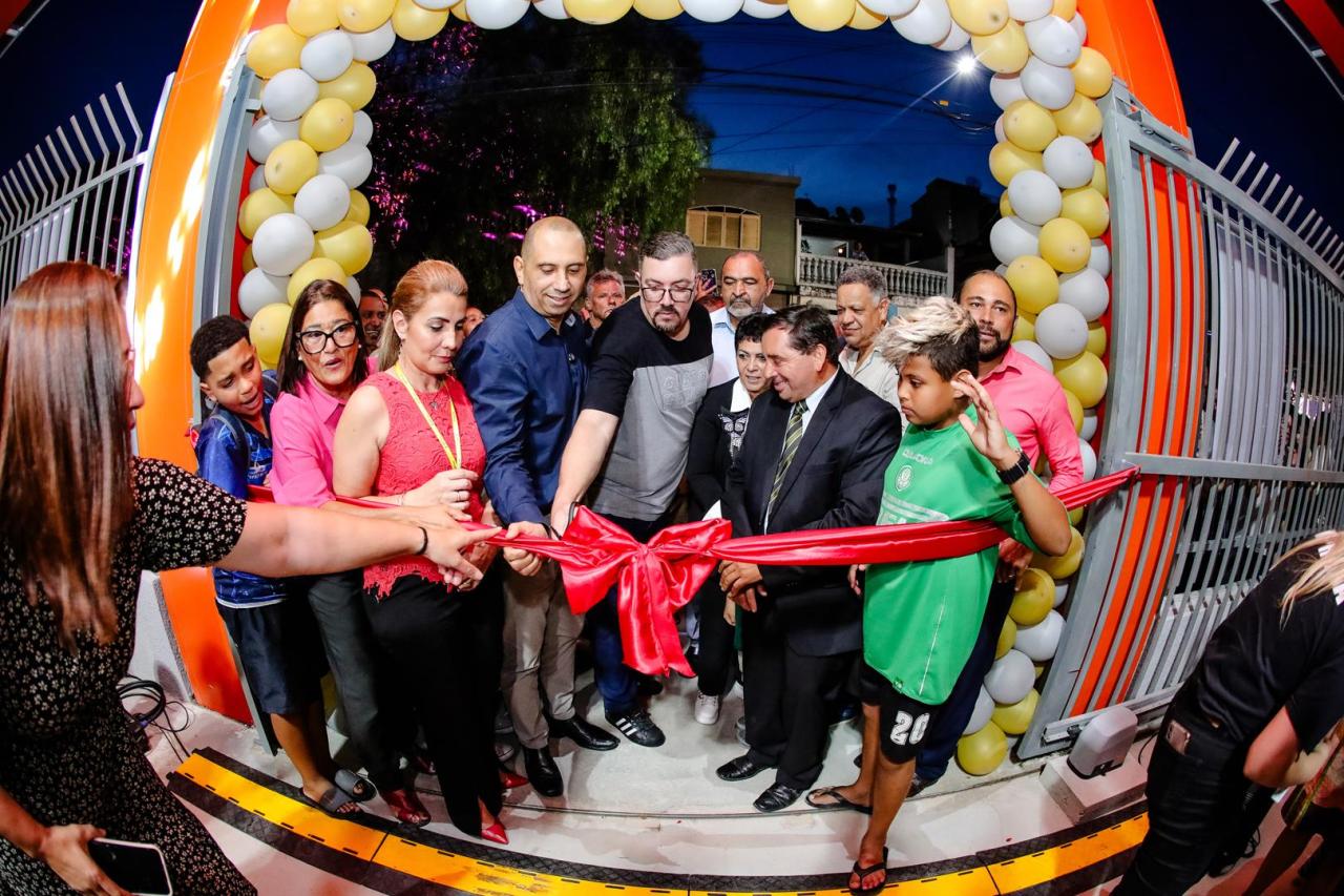 Prefeitura inaugura colégio com estrutura de primeiro mundo no Colinas da Anhanguera