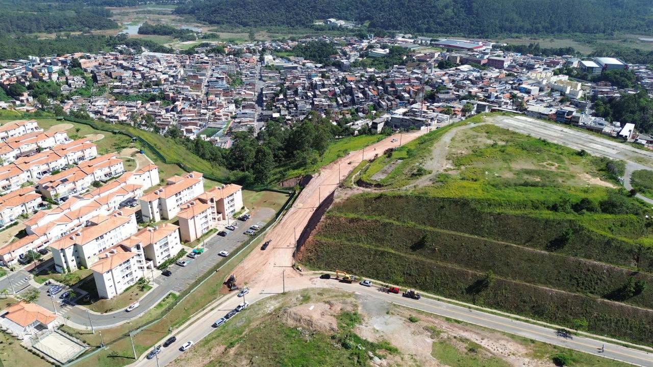 Construção de nova entrada do Bairro 120 revoluciona mobilidade na região