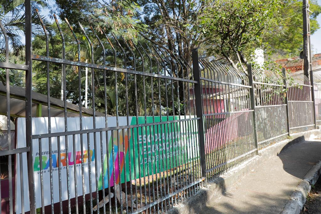 Prefeitura inicia reconstrução da EMEI João Evangelista no Jardim Mutinga