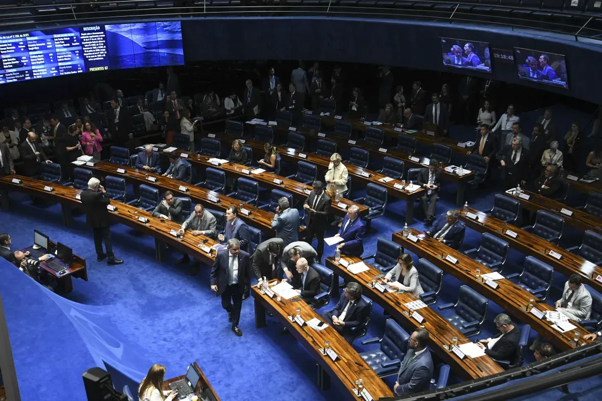 Senado aprova fim de atenuante de idade para condenados por estupro