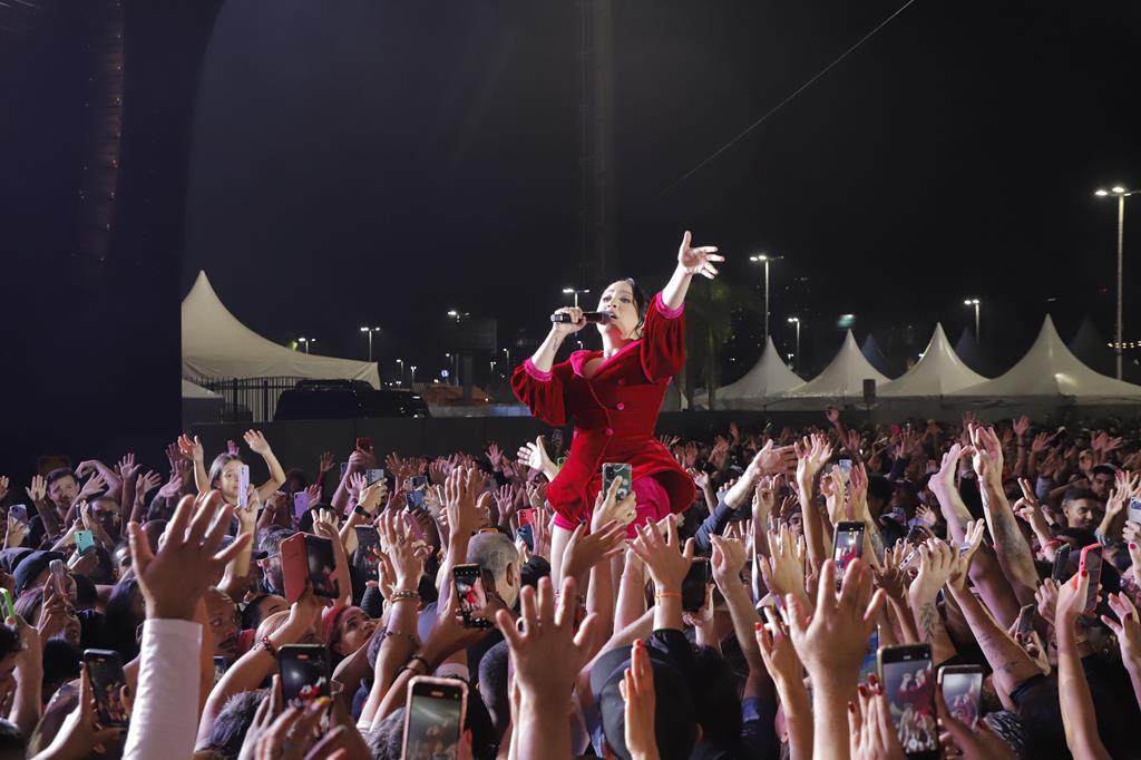 Mari Fernandez será atração de encerramento do mês de aniversário de Barueri