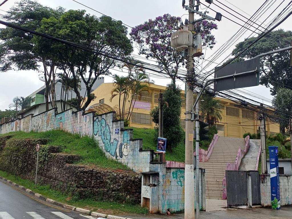 Prefeitura reforma EMEF Brandão e outras escolas para entregar neste ano