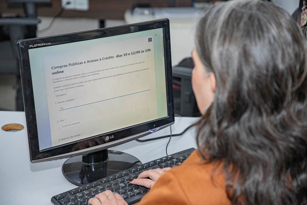 Barueri divulga live “Venda para o Governo” com orientações para pessoas jurídicas